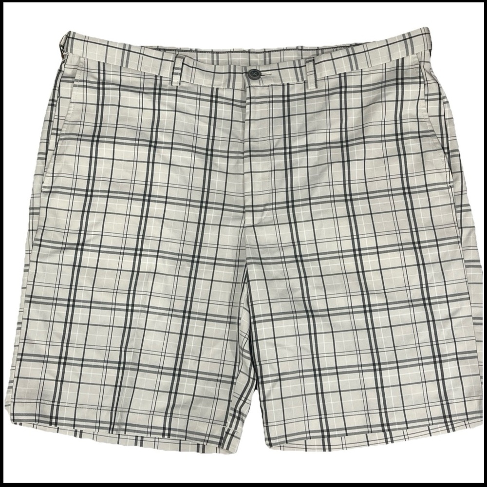 Men's Haggar Classic Plaid Shorts - Tan, Grey, White Size 40 Stretchy Waist